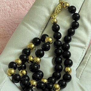 Elegant 14K Gold & Black Bead Necklace Women’s